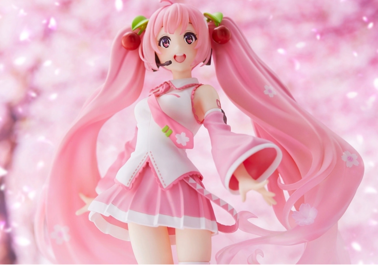 sakura miku taito figure