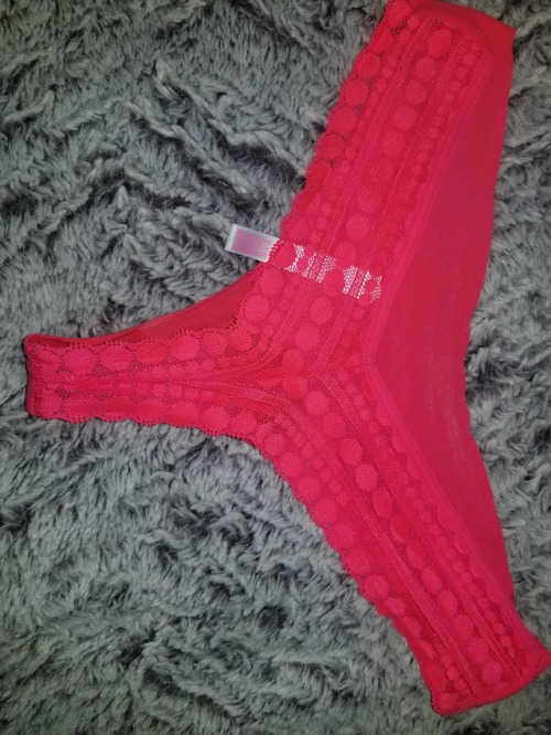 firedevil38:Very moist and tasty pair of sd’s panties.