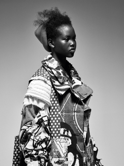 visualjunkee:COMME DES GARÇONS - model: Adut Akech -...