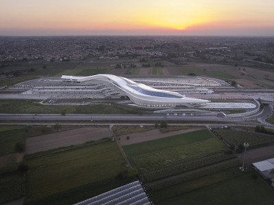 Napoli Afragola Station / Zaha Hadid Architectsph: Hufton + Crow, Jacopo Splimbergo