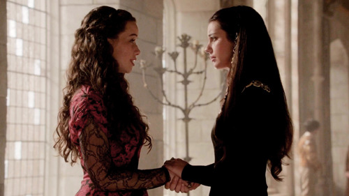 dollsome-does-tumblr:a great thing about reign: how basically...