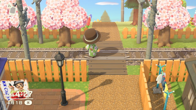 animal crossing qr closet : train tracks and wooden plank path