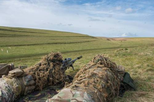 militaryarmament:Snipers with 1st battalion, Royal Regiment of...