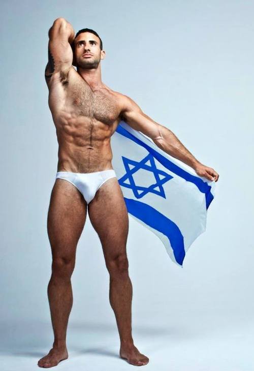 Sirovi gay latino porno