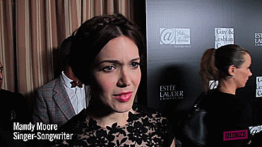 tumblr_nyppc7thkd1t03zvio4_400.gif