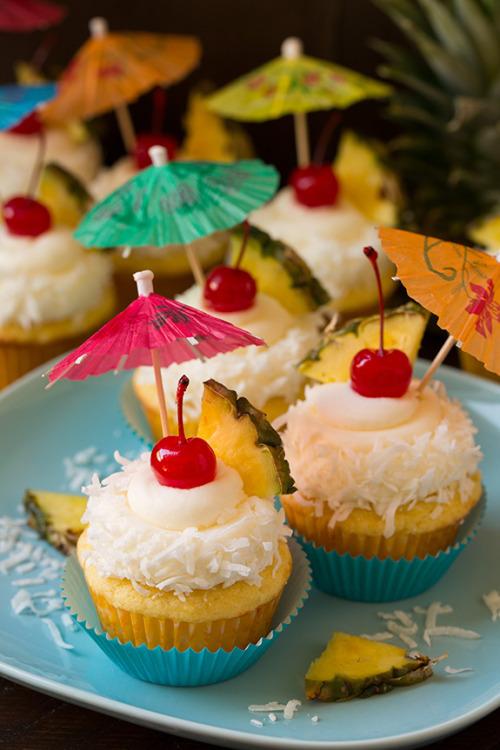 foodffs:Piña Colada CupcakesReally nice recipes. Every...