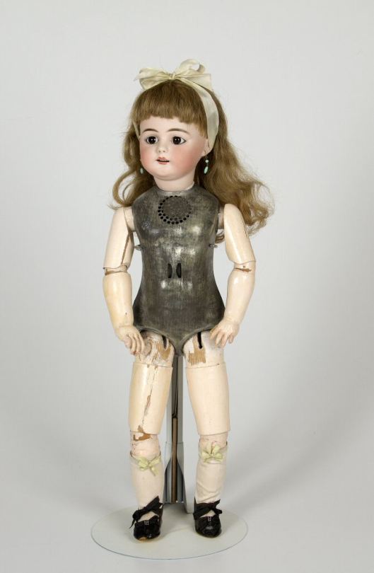 scary talking doll