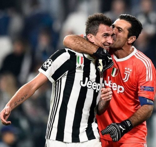 Image result for mario mandzukic buffon