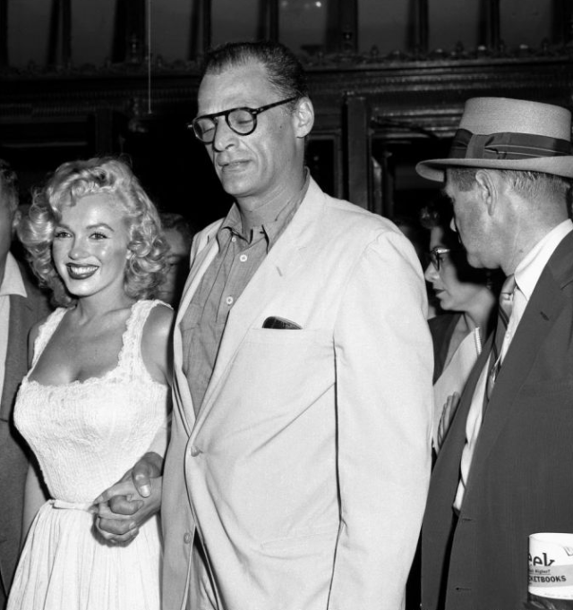 Marilyn Monroe and Arthur Miller leaving the... - Eclectic Vibes