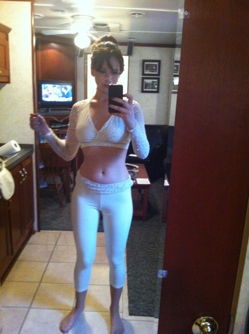 celebsnude115:Jennifer Lawrence leaked 2 Follow:...