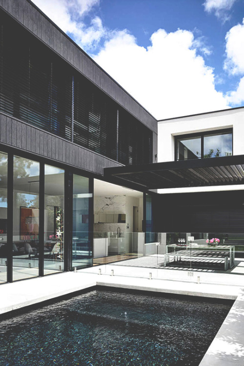 modernambition:Kew House | MDRNA | Instagram