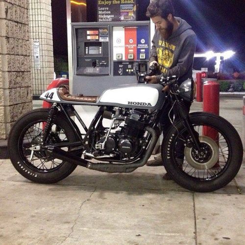 Mulheres, carros, motocicletas, rock'nr, +mulheres