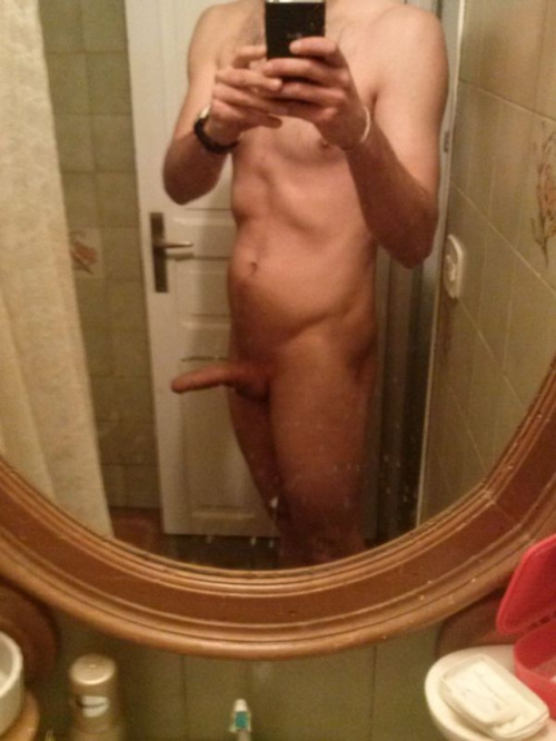 aconmuchasganasdeti:Beautiful cock!