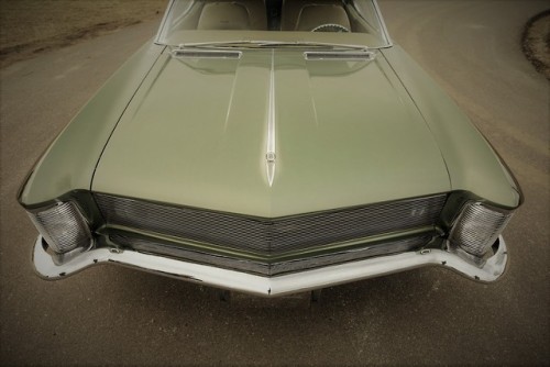 rebelsmachine:1964 Buick Riviera …