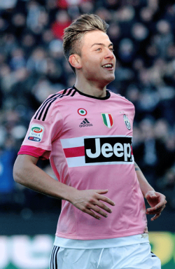 dybala pink jersey