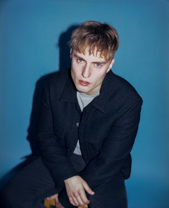 Sam Fender Sings of the Joy Found in Hopelessness in “Hypersonic ...