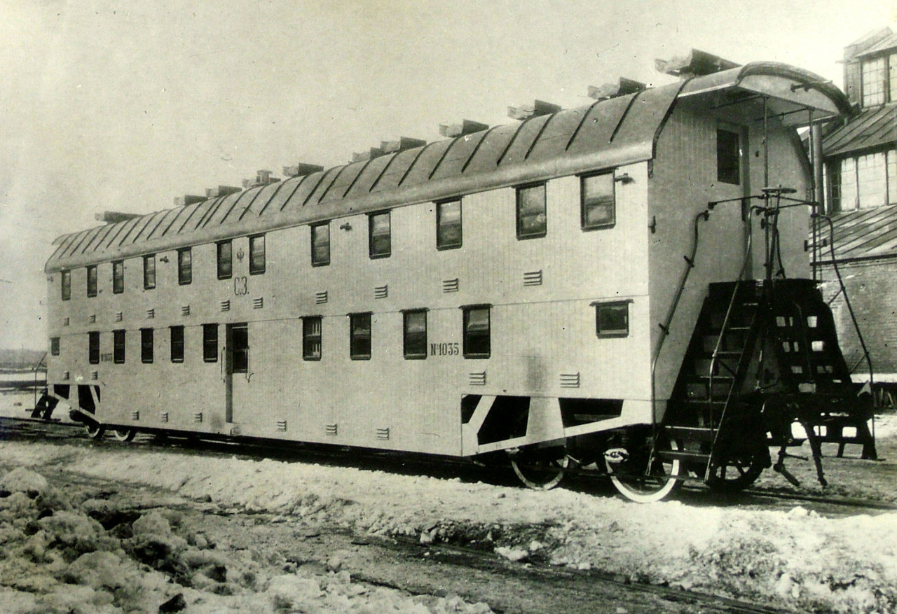 Bilevel Rail Car, Russian, 1905....