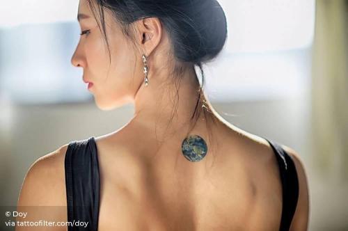 By Doy, done at Inkedwall, Seoul. http://ttoo.co/p/233808 small;astronomy;micro;planet;tiny;ifttt;little;upper back;doy;earth;illustrative