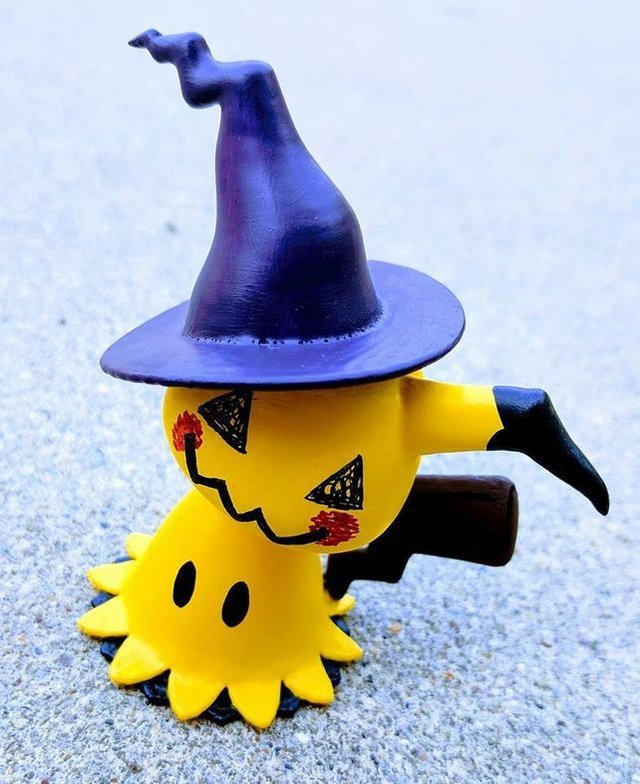 mimikyu figure