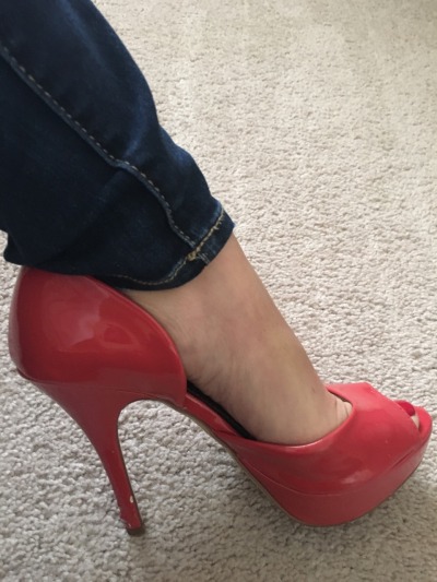 high heel pumps | Tumblr Socks: fishnet tumblr pumps pointed toe pumps high heel