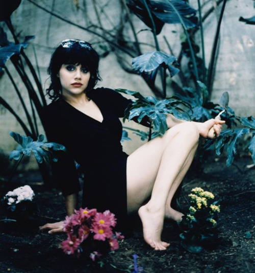 stevemcqueened:Brittany Murphy photographed by Kate Garner,...