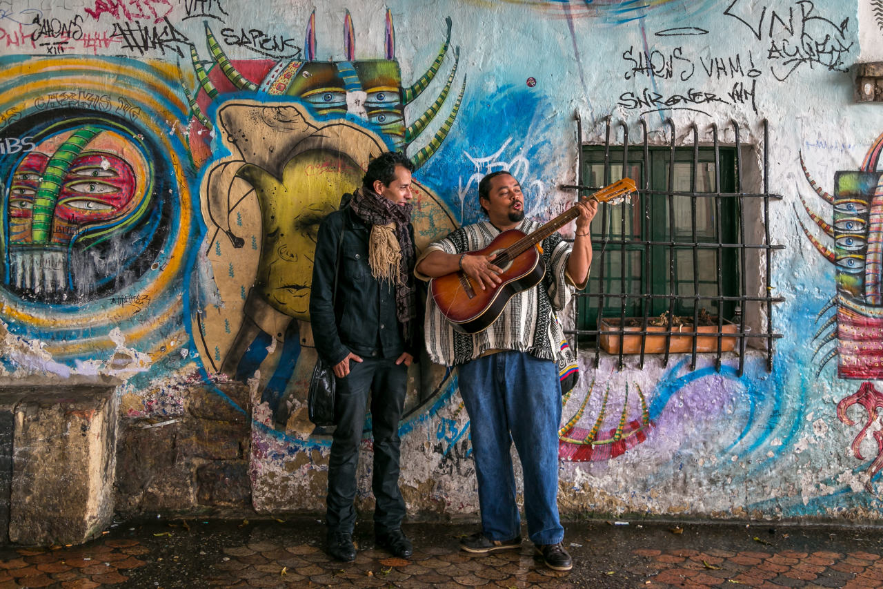 street scenes en La Candelaria - Bogota, Colombia - Miss Smith Drifts South