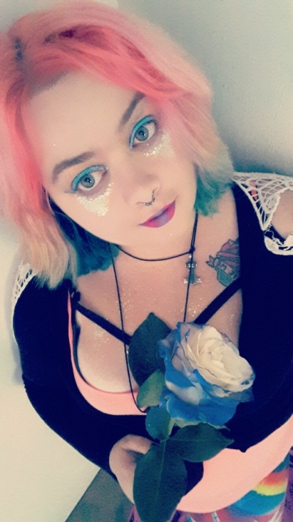 suicideangelkitten:Taking pics with flowers is my new hobby...