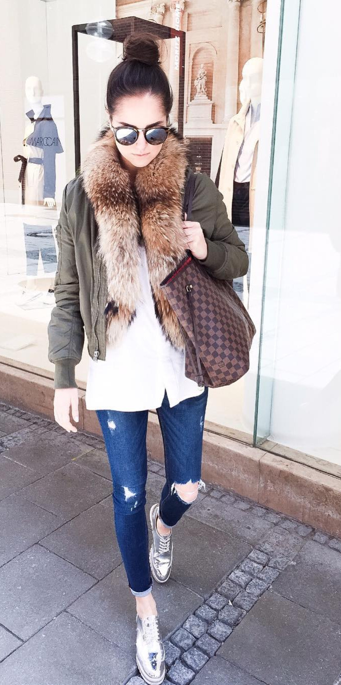 70+ Street Outfits that'll Change your Mind - #Beautiful, #Girl, #Photo, #Best, #Perfect Happy SamstagHoffe ihr konntet heute alle schdie Sonne fmich mitgenieHatte leider gar nichts davonNaja die nsonnigen Tage kommen bestimmt und dann bin ich die erste die im Garten sitztWeuch allen einen wunderschAbend Dreuch , me , metoday , potd , pictureoftheday , wiwt , whatiworetoday , ootd , outfitoftheday , ootdmagazine , zara , zaradaily , zarafashion , fur , furvest , furgilet , louisvuitton , louisvuittonneverfull , neverfullgm , instadaily , instablogger , instaaddict , fashionblogger , fashionblogger_de , fashionblogger_muc , germanblogger , blogger , blogger_de , lifestyleblogger , munichblogger , lovedailydose 