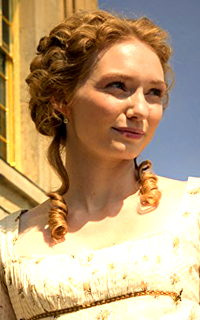 Lysara Tully