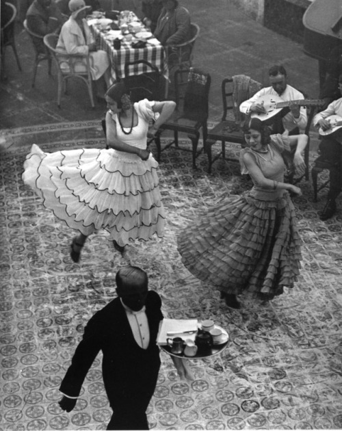 classyartgallery:Dancers in Seville, 1930by Martin...