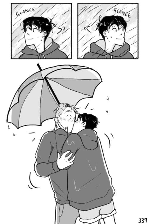 heartstoppercomic:chapter 3 - 9couldn’t end this scene...