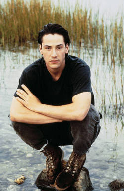 esotericy: Keanu Reeves by Deborah Feingold, 1989 so this guy looks like hes in his early twenties here, and after 30 years, he looks like he’s in his early thirties…