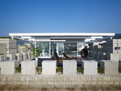 Glass House for Diver / naf architect  design