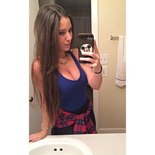 Angie Varona Picture Gallery