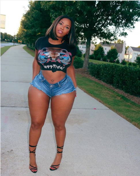 widehips-phatass:Curvy #widehips in tight jeans shorts...