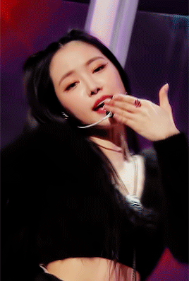 tumblr_pl7v46i6OS1vg2vnoo2_400.gif