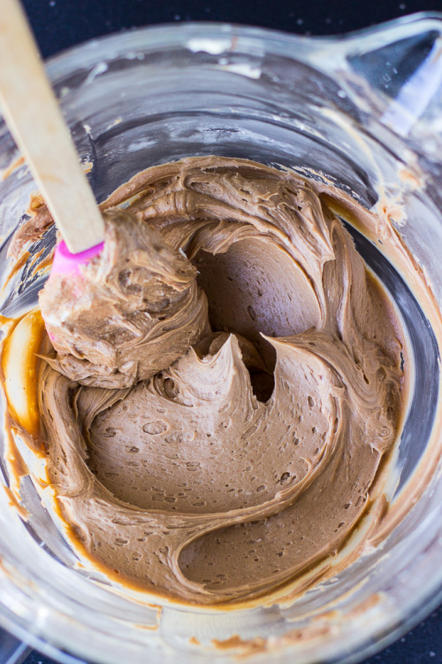recipe food dessert milk chocolate chocolate buttercream frosting milk chocolate buttercream frosting milk chocolate buttercream milk chocolate frosting buttercream frosting chocolate buttercream frosting chocolate frosting r deliciouslysprinkled