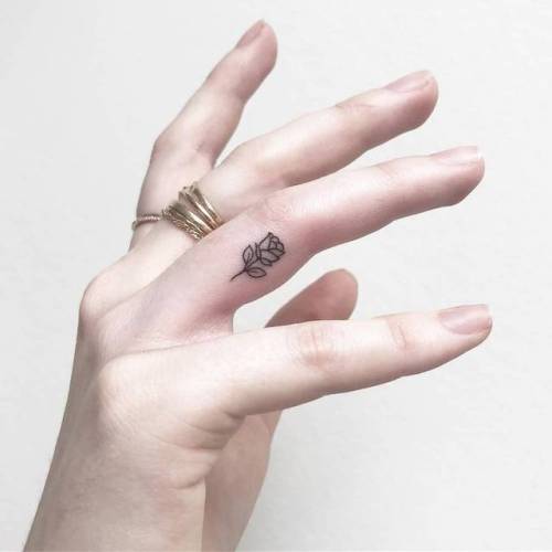 By Joanna Roman, done at Chronic Ink Tattoos, Toronto.... flower;small;finger;micro;line art;joannaroman;tiny;rose;ifttt;little;nature;minimalist;fine line