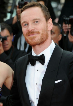 scifigurl720:Michael Fassbender - Killing Ovaries in a...