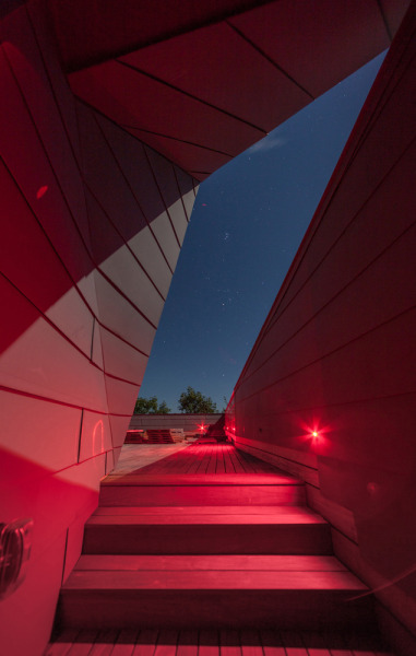 Gemma Observatory / Anmahian Winton Architects