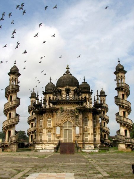 ghostlywriterr:Mahabat Maqbara Palace, India.