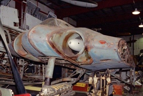 bmashine:Hörten Ho-IX / Gotha 229Jet fighter Horten Ho-IX...