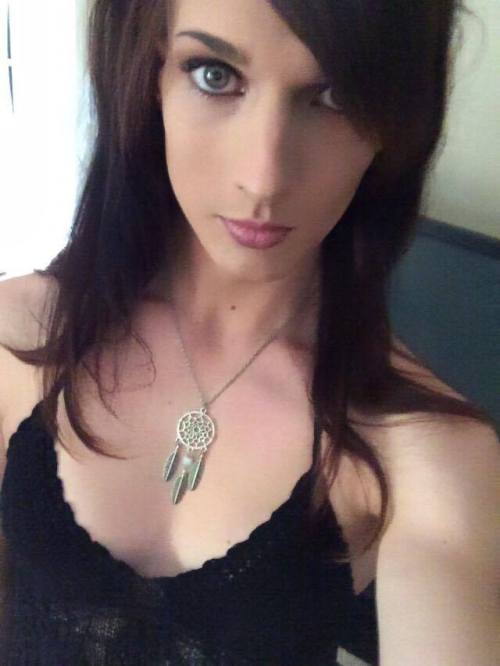 chrissy74d:Adore her eyes !