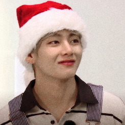 Kim Taehyung Icons Christmas Tumblr