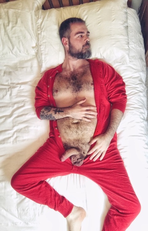 beardyweirdybearcub:Union suit