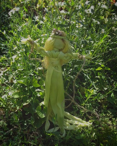 corn husk witch dolls