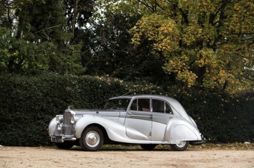 britishcarsguide:1947 Bentley Mk VI Vanden...