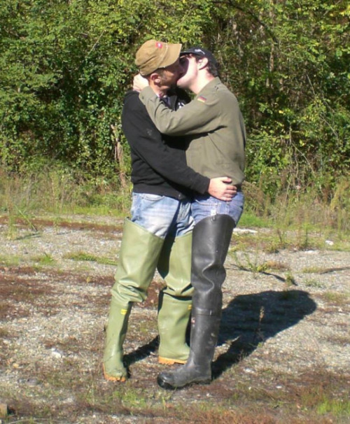 Black shemale suprise Boot gay hip man rubber
