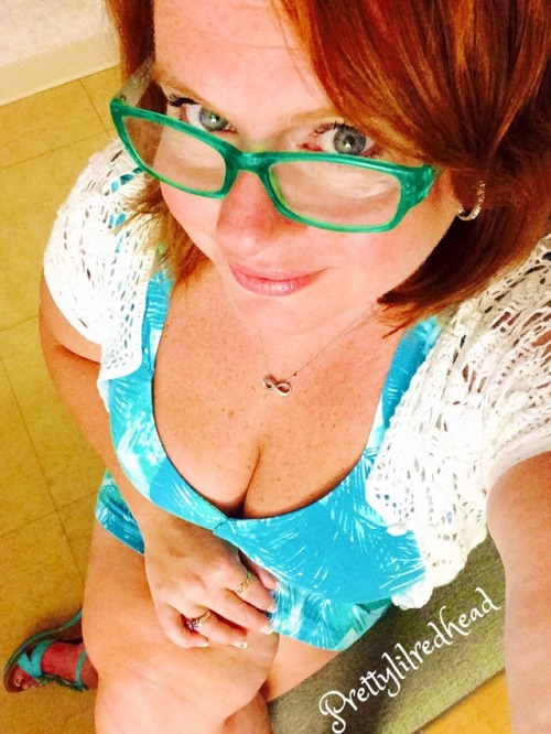 prettylilredhead:Sporting one of my “finds” from my recent...