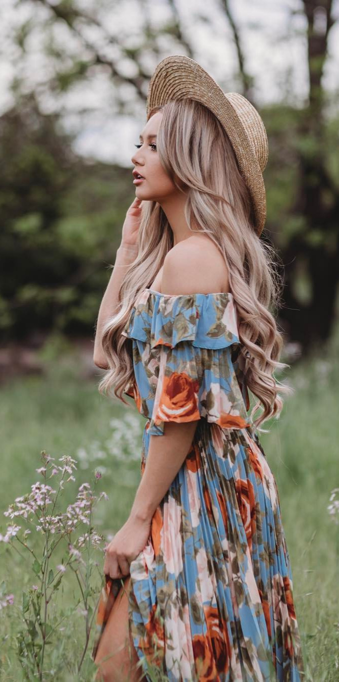 70+ Street Outfits that'll Change your Mind - #Beautiful, #Styles, #Picoftheday, #Picture, #Streetwear Vintage florals on a Sunday vicidolls , viciambassador 